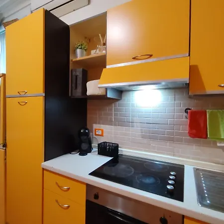 Aj Con Parking Fiera Stazione Appartement *